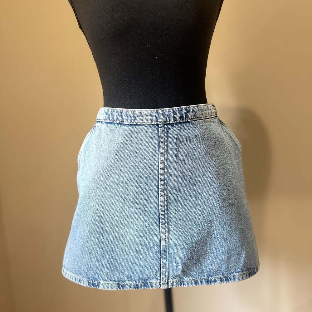 H&M Divided Light Blue Denim Mini Skirt with Back Zipper